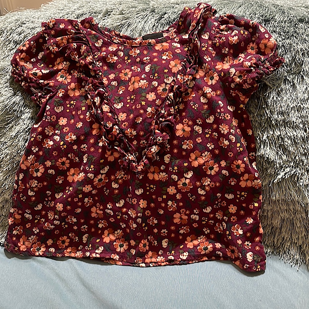 Floral shirt, ready to wear!